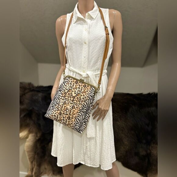 Handmade Genuine Embossed Leather Leopard Print, Metal Frame Handbag/Crossbody - Picture 6 of 14